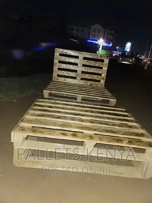 4*6 Pallet Bed- Detachable and Blazed Pallet Bed. (EN#006 )