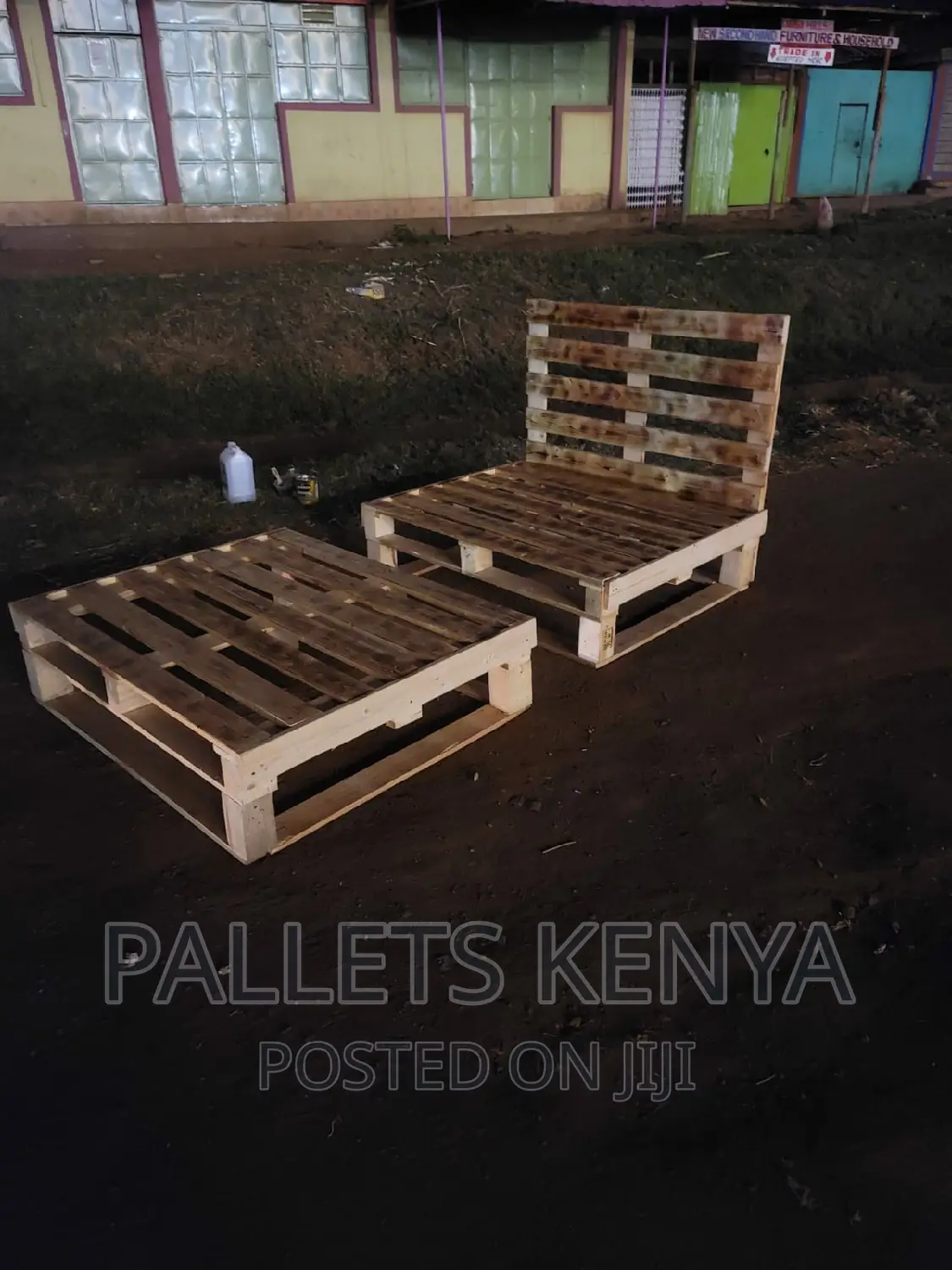 Pallet Bed- 4*6 Detachable and Blazed Pallet Bed. (EN#010 )