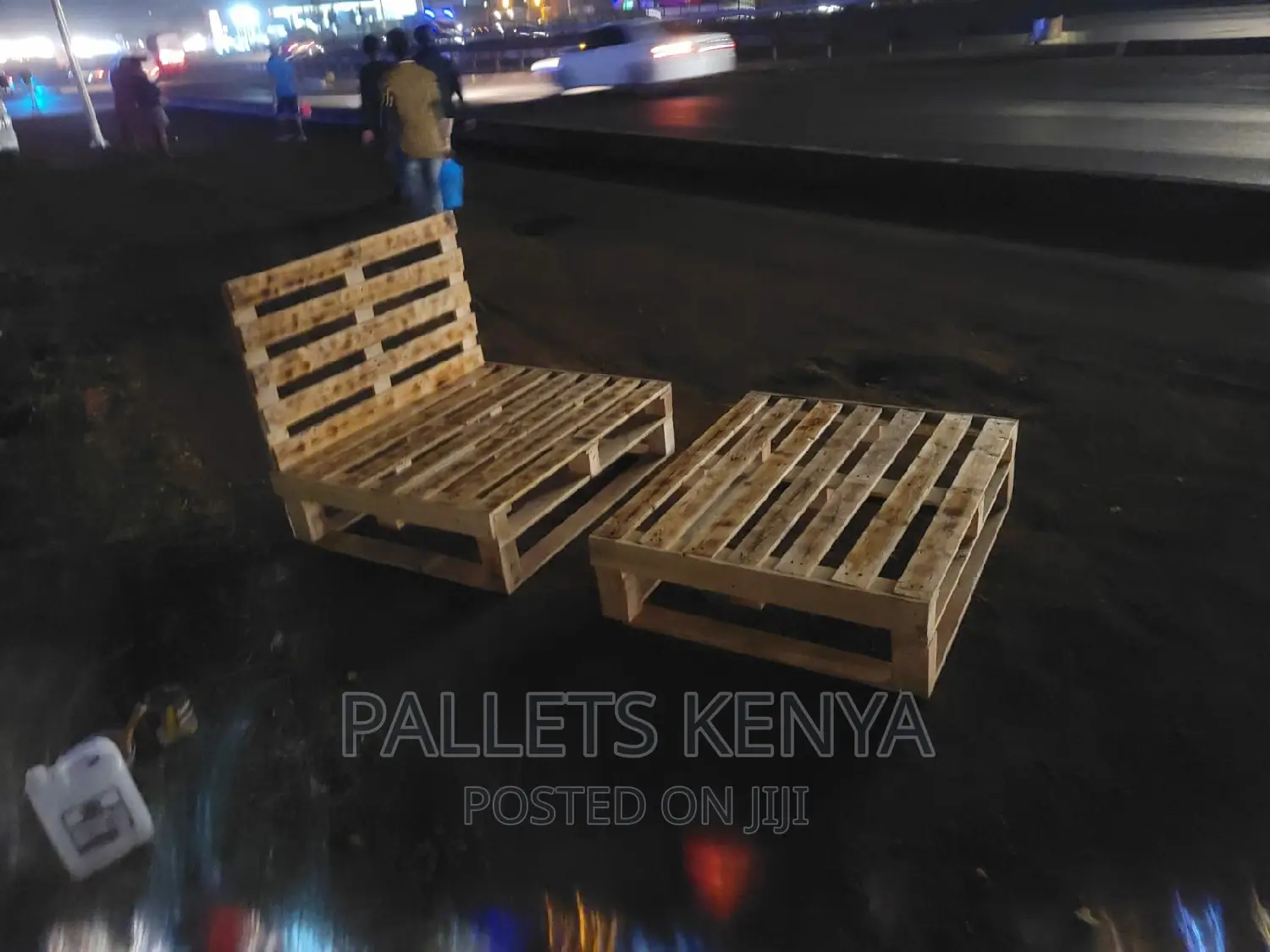 4*6 Pallet Bed- Detachable and Blazed Pallet Bed. (EN#P2,05)