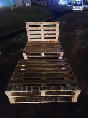 4*6 Pallet Bed- Detachable and Blazed Pallet Bed. (EN#3R,01)