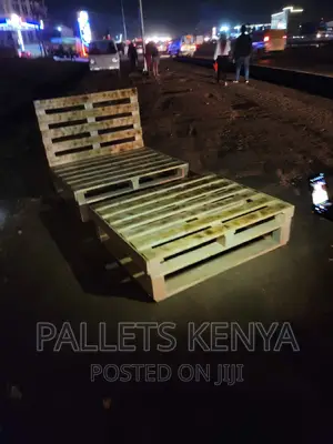 4*6 Pallet Bed- Detachable and Blazed Pallet Bed .(EN#5R,02)