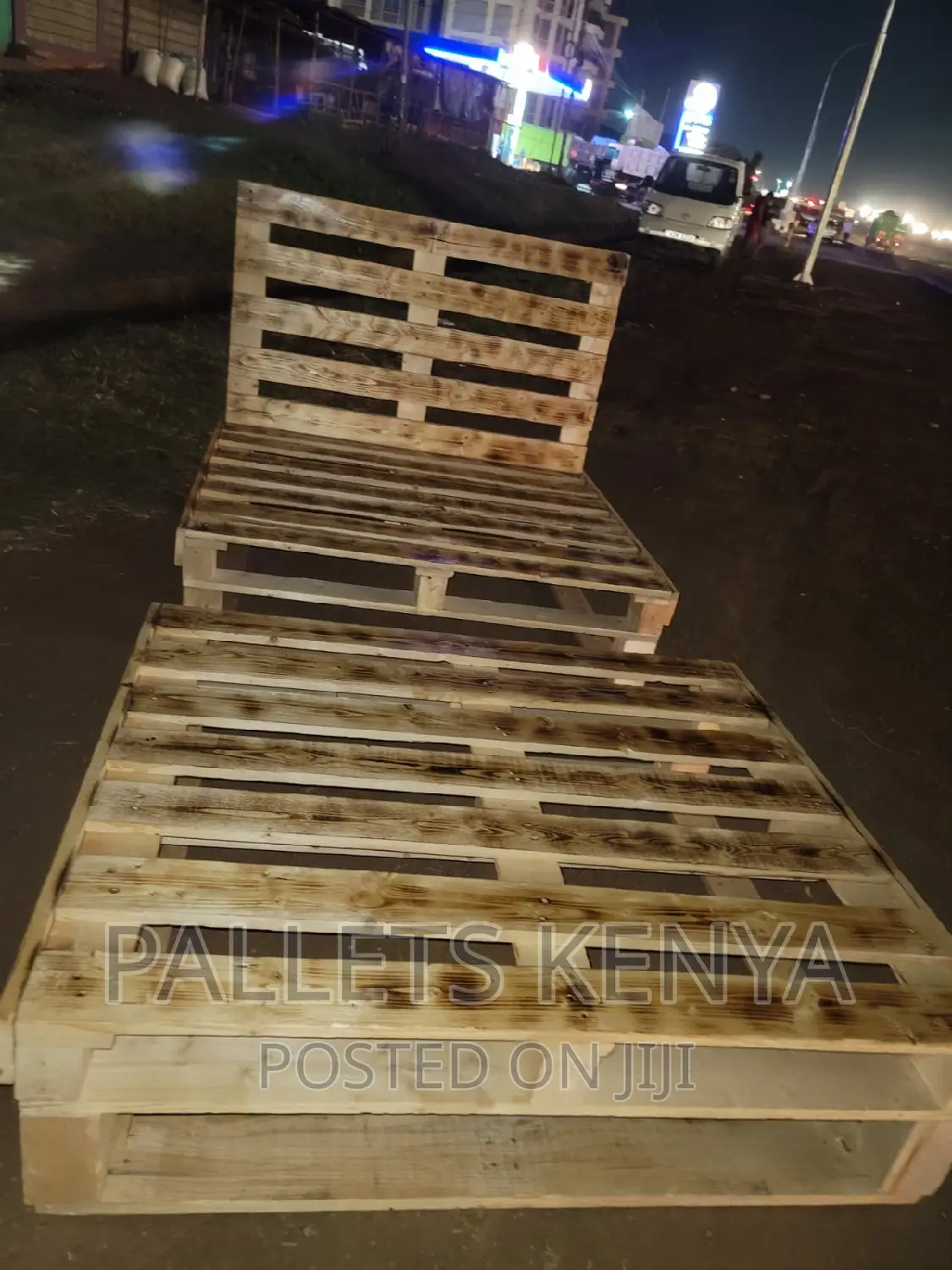 4*6 Pallet Bed- Detachable and Blazed Pallet Bed. (EN#8R,01)