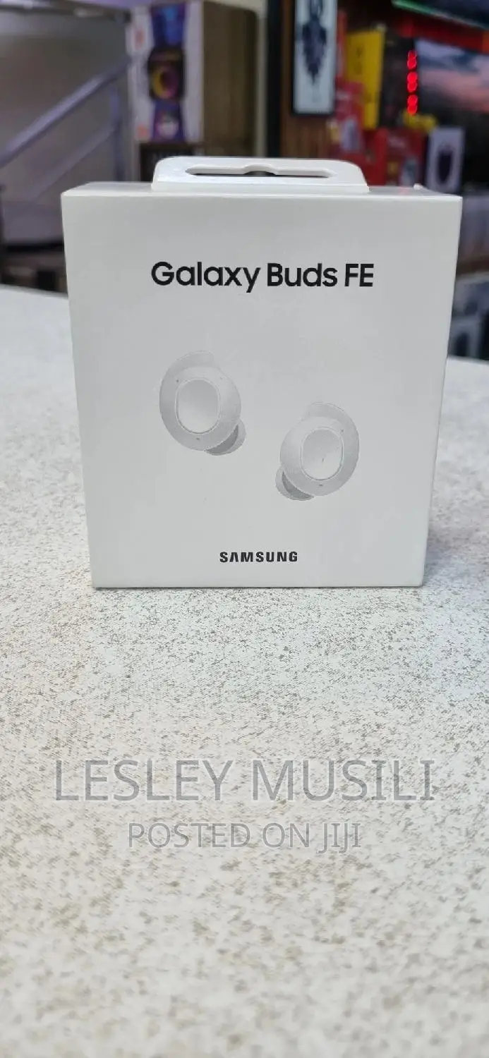 Galaxy Buds FE Samsung White