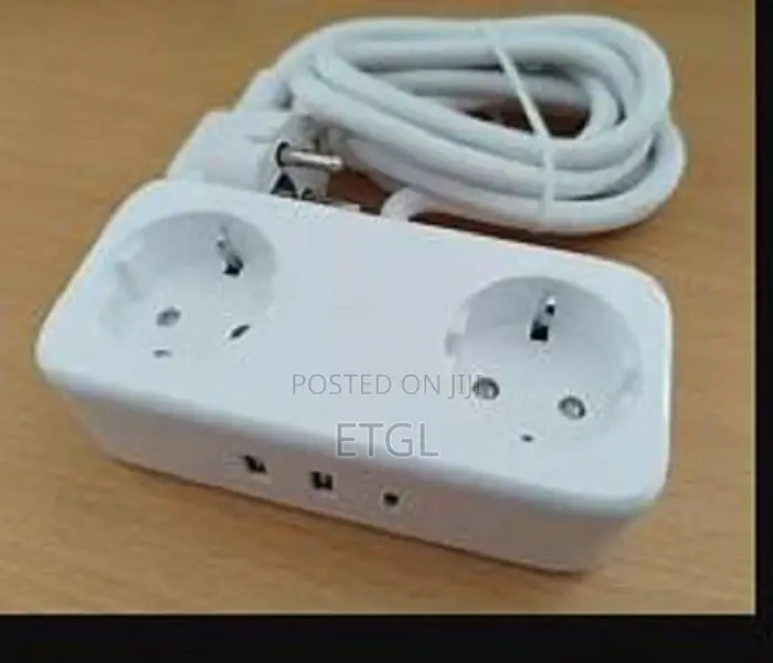 ,UGREEN Diginest Life (2 AC Outlets + 30W 2A1C) - CD280 +1 S