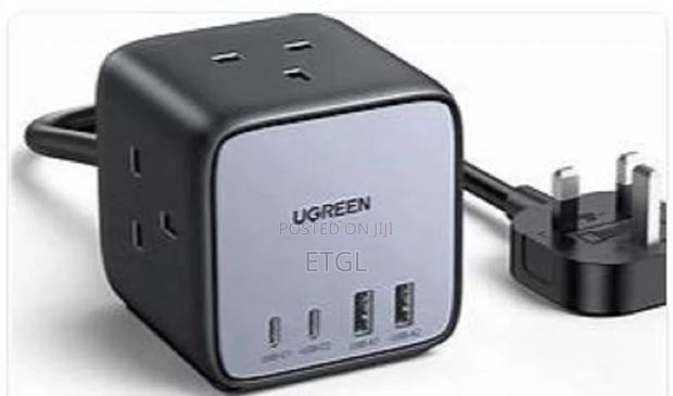 ,UGREEN Diginest Cube Power Strip (3 AC Outlets + 65W 2A2C)