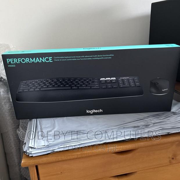 Logitech Mk850 Wireless Bluetooth Keyboard Mouse - main view