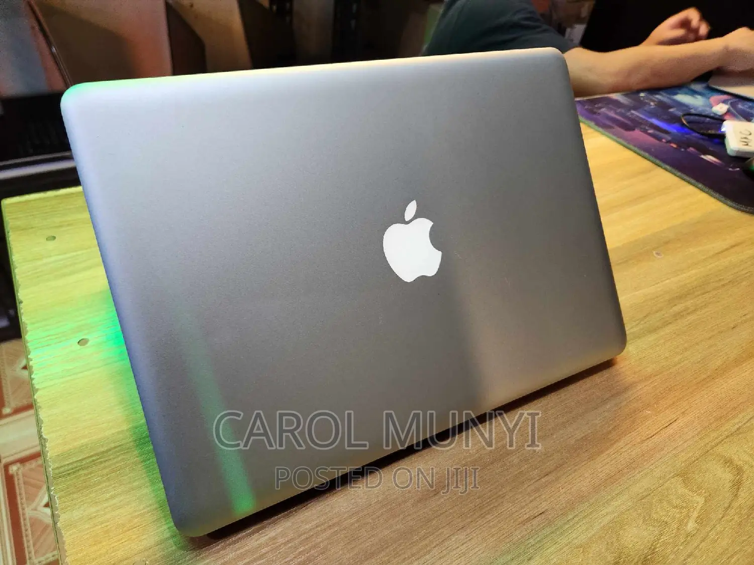 New Laptop Apple MacBook 2012 4GB Intel Core I5 HDD 500GB