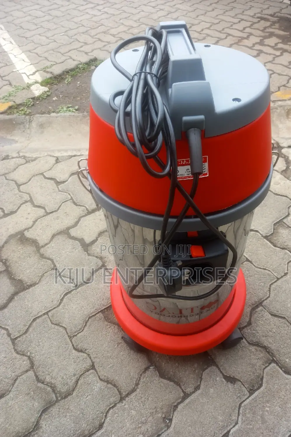 Electric Vaccum Cleaner 30litres