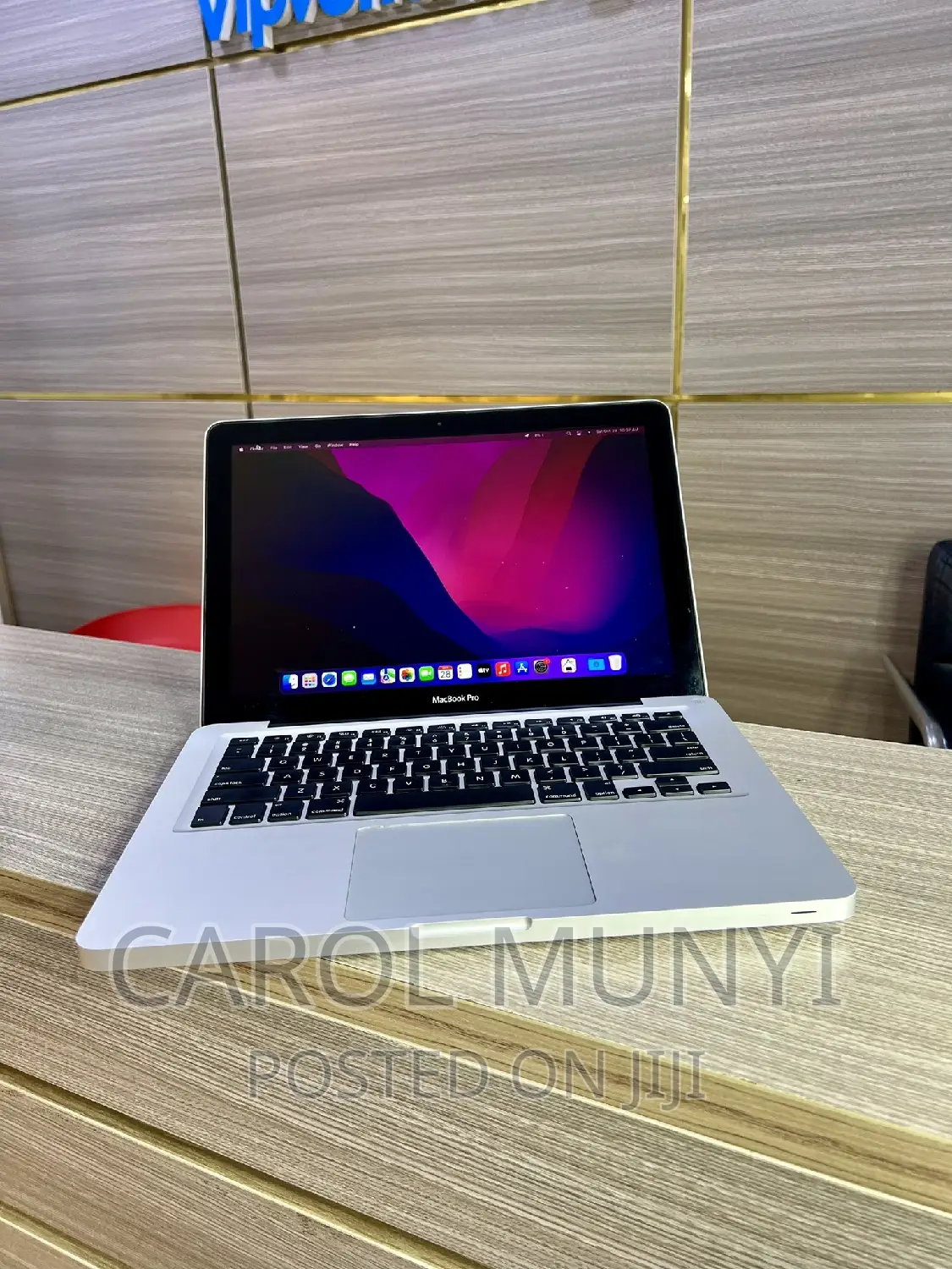 New Laptop Apple MacBook 2012 8GB Intel Core I5 SSD 256GB