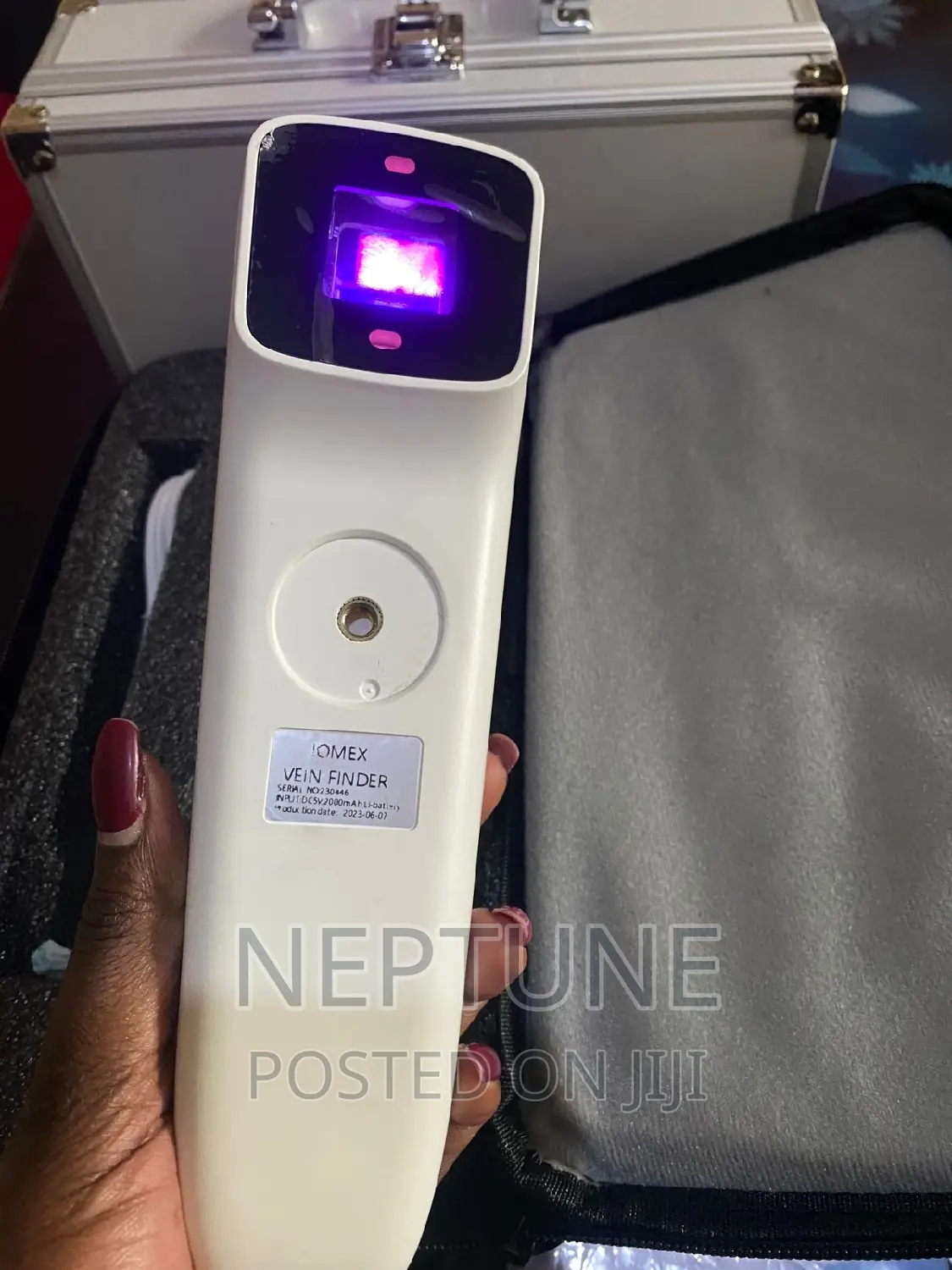 Digital Vien Finder.