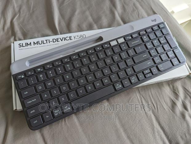 Logitech Wireless Keyboard Slim Multi-Device - - main view