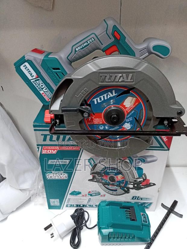 20v Lithium Ion Cordless Circular Saw - main view