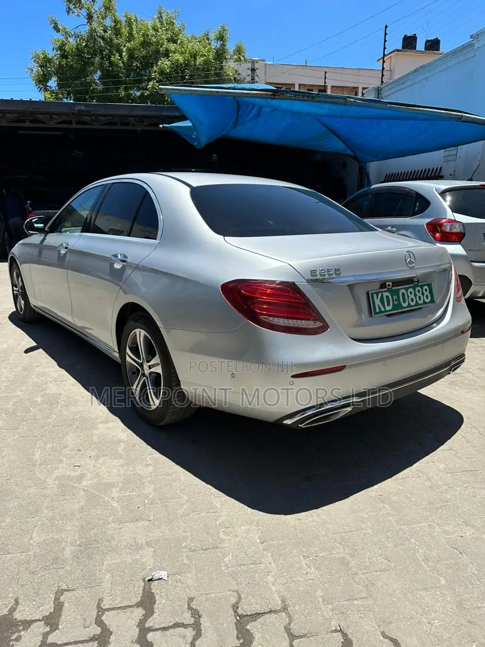 Mercedes-Benz E250 2016 Silver