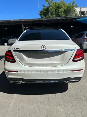 Mercedes-Benz E200 2016 White