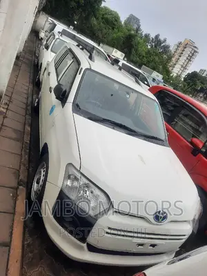 Toyota Probox 1.5 DX Comfort 2WD 2016 White