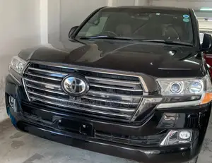 Toyota Land Cruiser 2015 Black