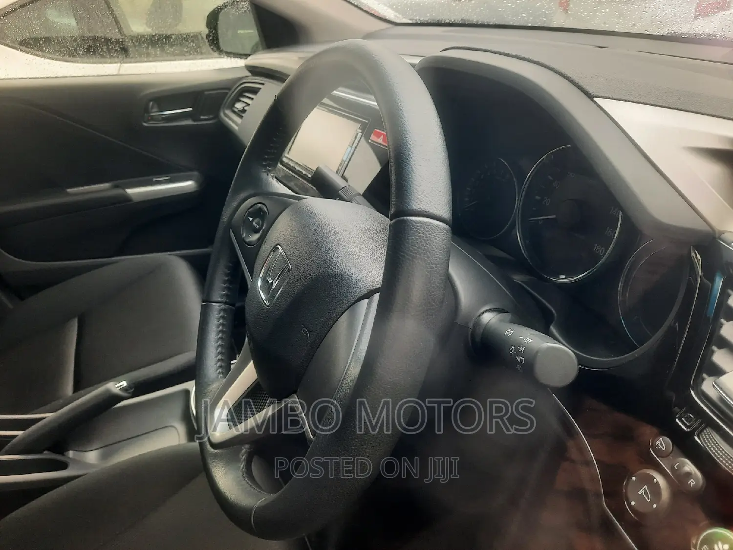 Honda Grace 1.5 Petrol FWD 2016 Silver