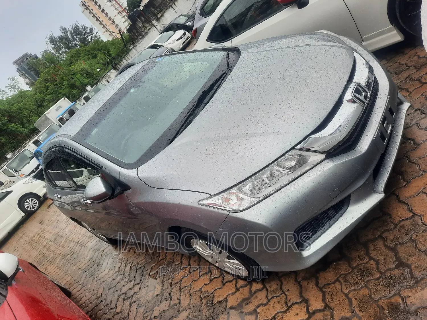 Honda Grace 1.5 Petrol FWD 2016 Silver