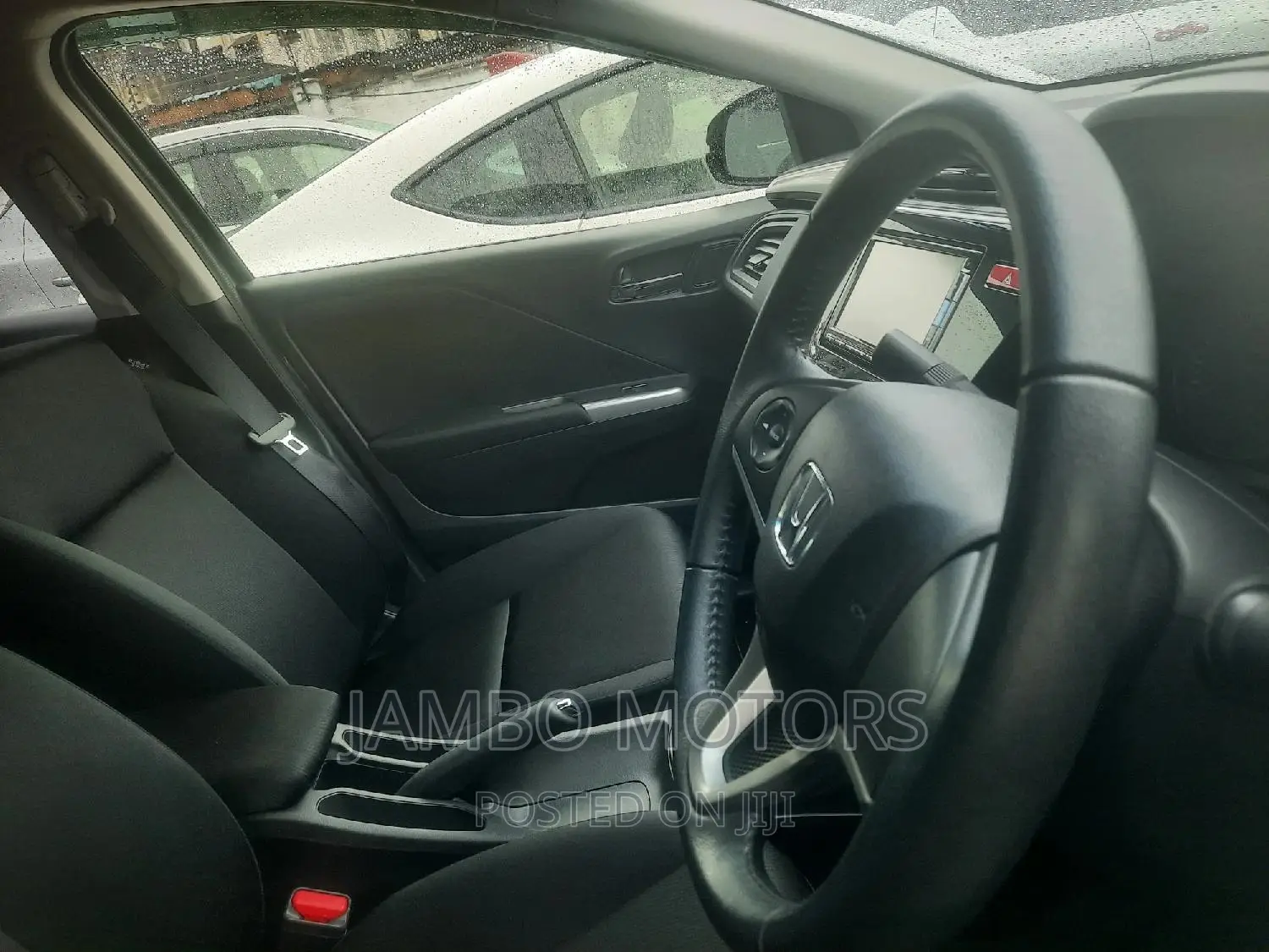 Honda Grace 1.5 Petrol FWD 2016 Silver