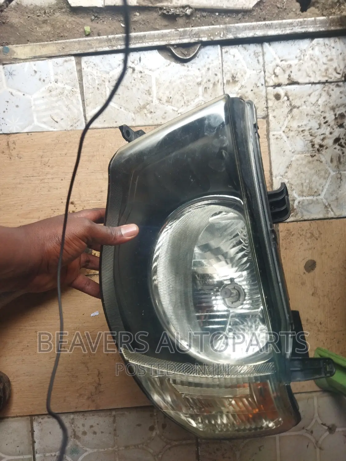 Mitsubishi L200 Headlight