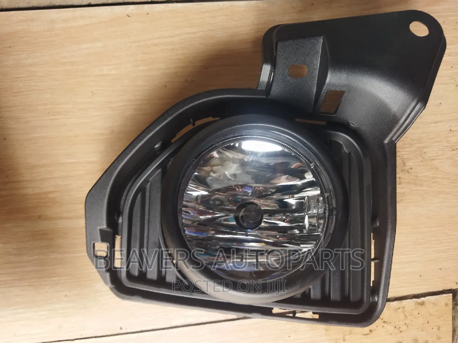 Hiace 7L Foglights