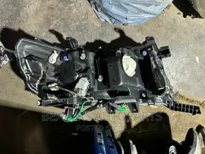 Landcruiser LC 200 2015-2018 Headlight