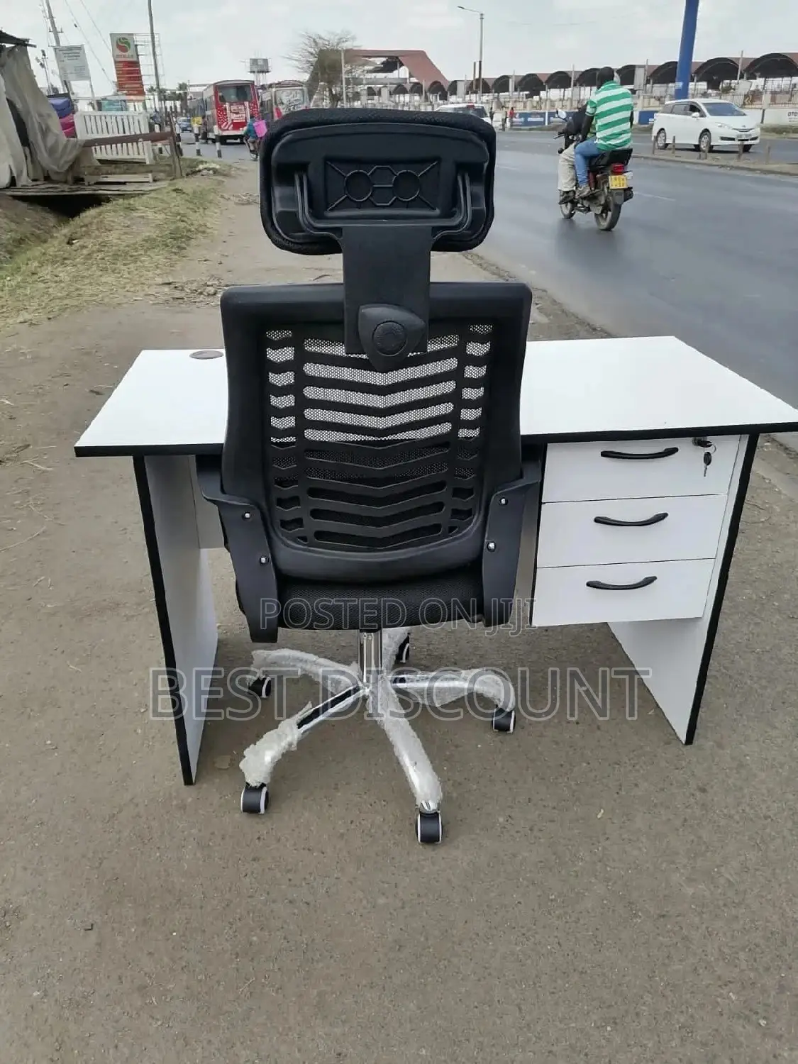 Office Chair and Desk