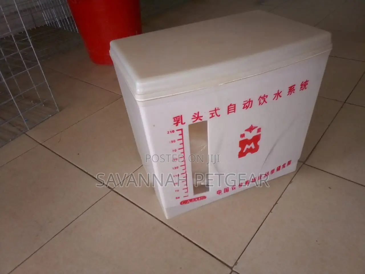 Plastic Water Tank for Chicken Rabbit Cage Pet Watering Tank