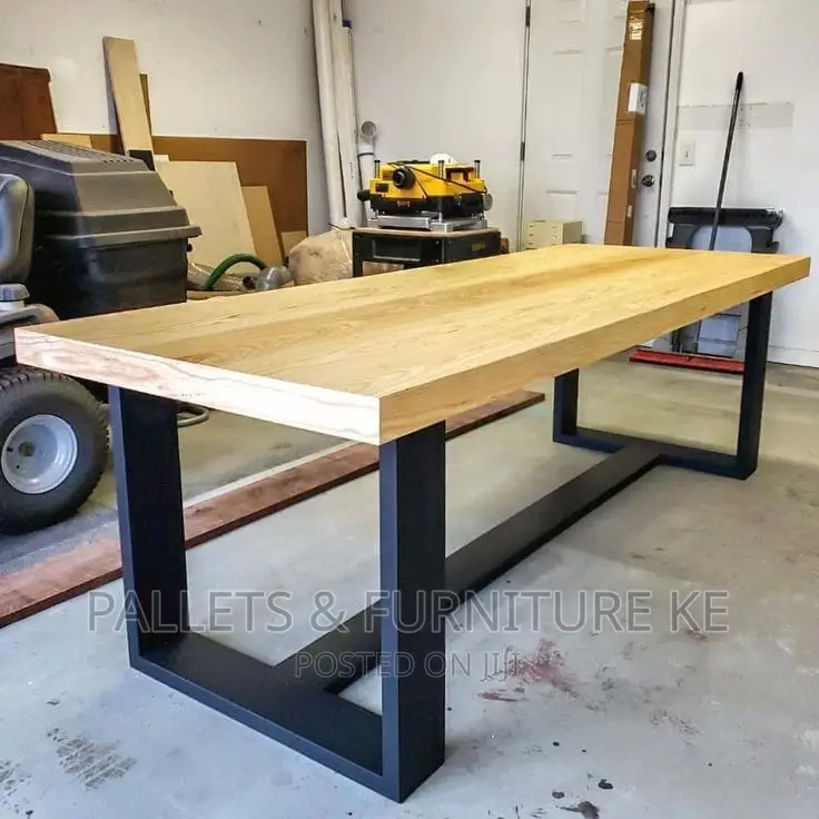Multipurpose Pallet Table