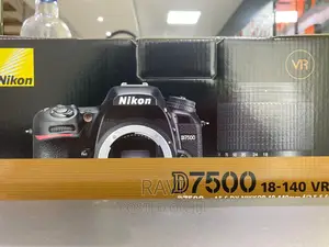 Nikon D7500 Kit