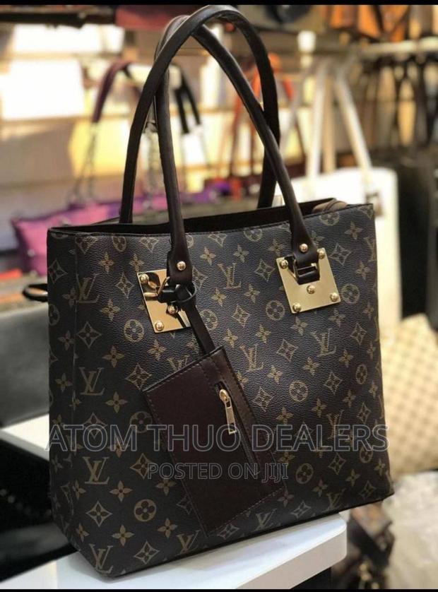 Lois Vuitton Handbag - thumbnail 7
