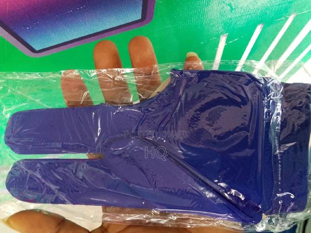 Pool Table Playing Gloves Gloves Gloves Gloves Gloves 9m0l09