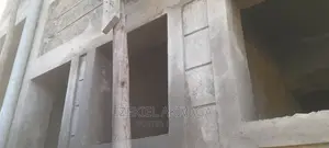 Smooth Plastering and Good Molding