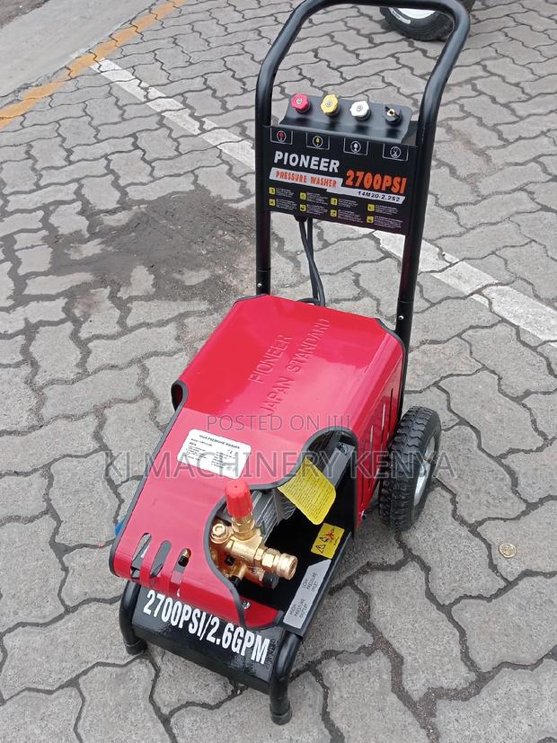 2700psi Pioneer Pressure Washer - thumbnail 2