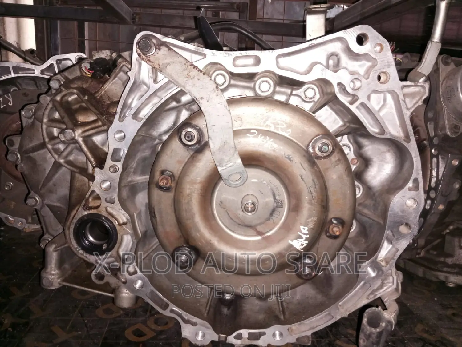 Nissan (X-Trail, Serena, Bluebird, Teana) MR20-2WD Gearbox.