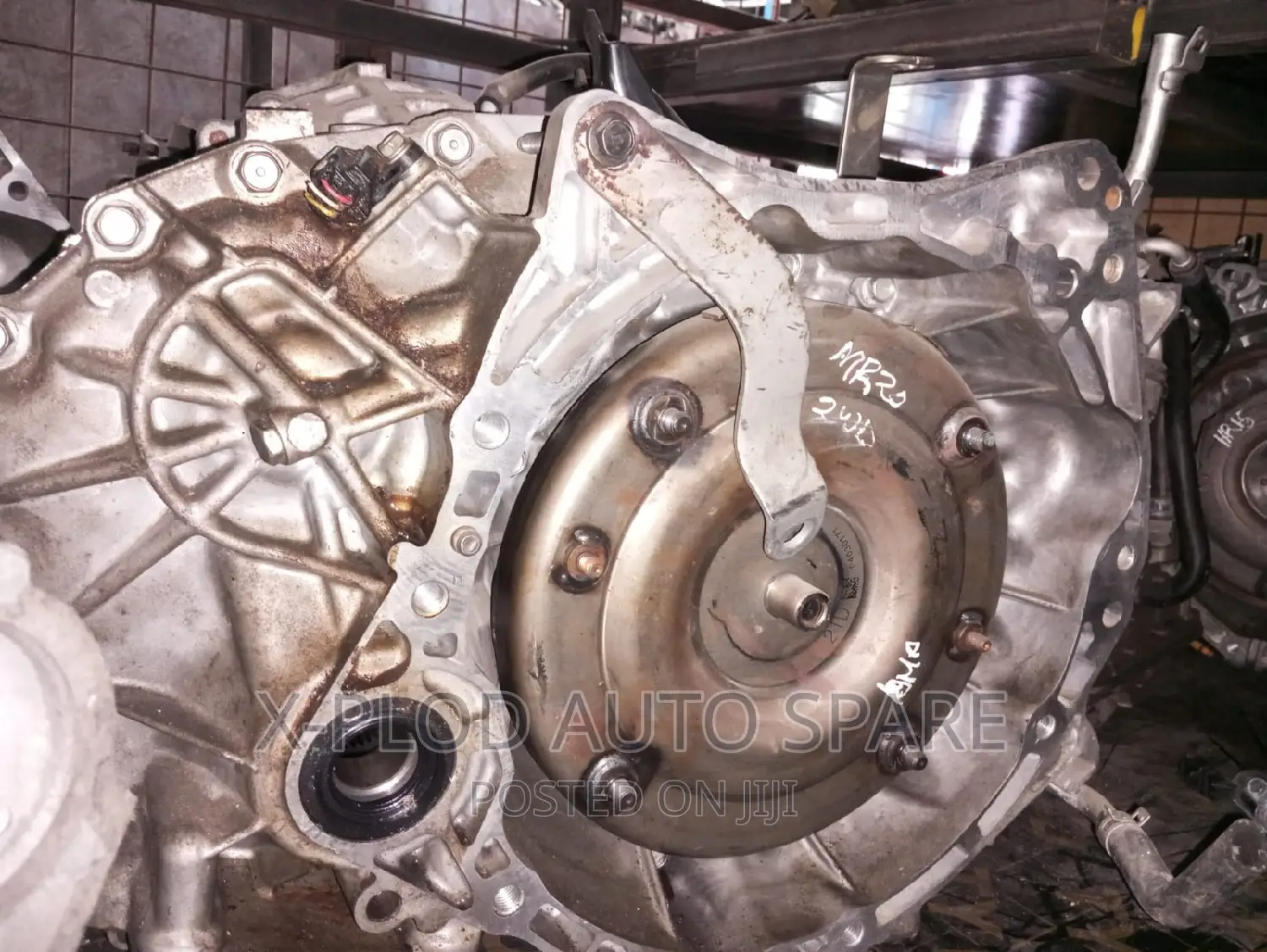Nissan (X-Trail, Serena, Bluebird, Teana) MR20-2WD Gearbox.