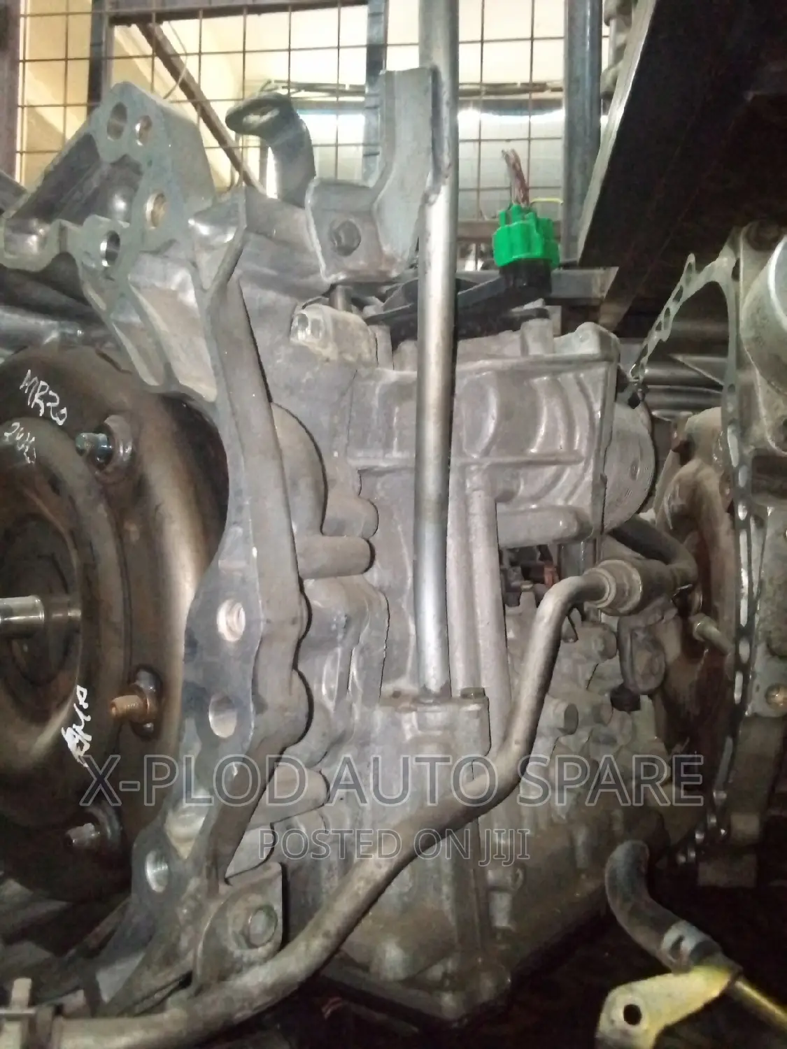 Nissan (X-Trail, Serena, Bluebird, Teana) MR20-2WD Gearbox.