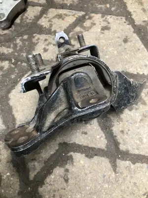 Engine Mountain Suzuki