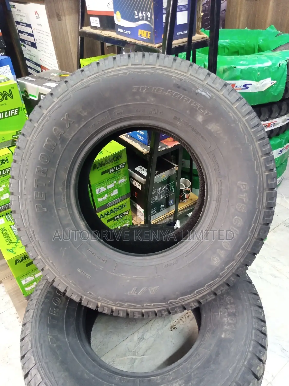 31x10.50R15LT Petromax All-Terrain
