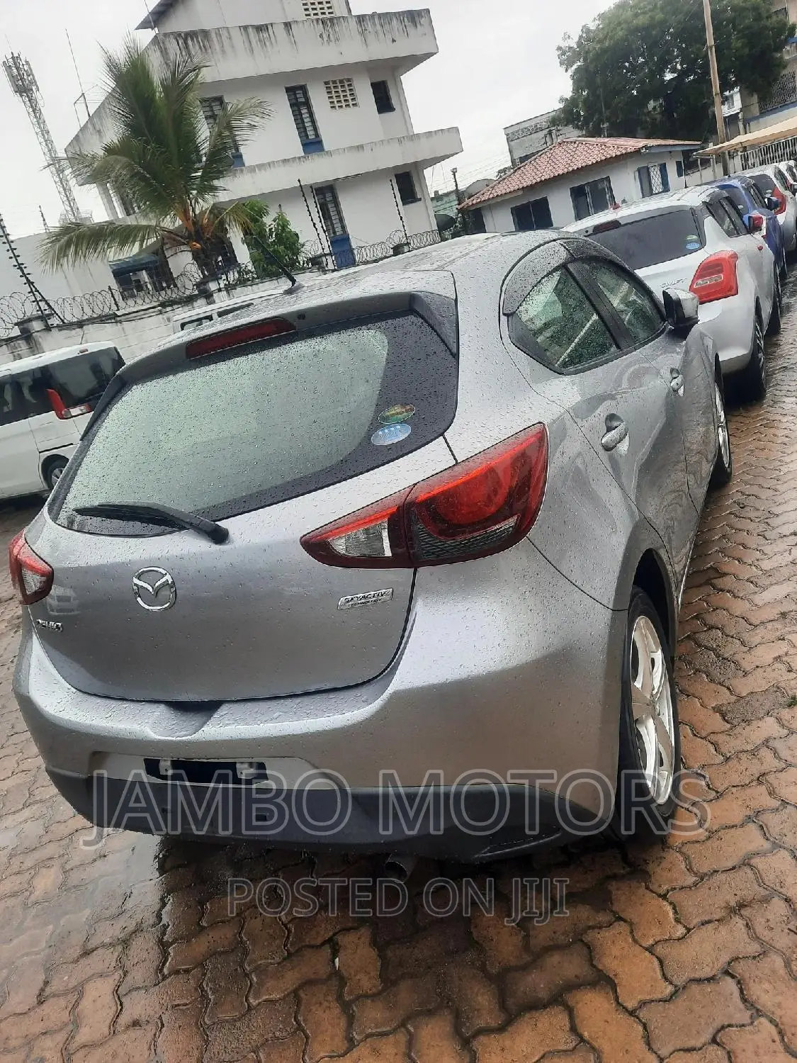 Mazda Demio 2016 Silver