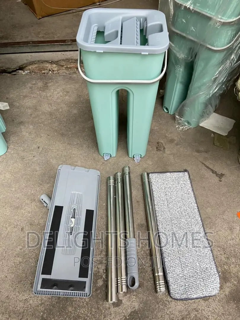 *New Bucket Mop With Extra Mop Cloth