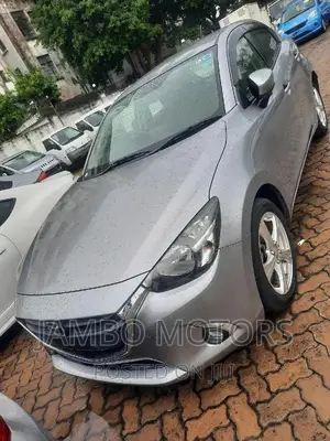 Mazda Demio 2016 Silver