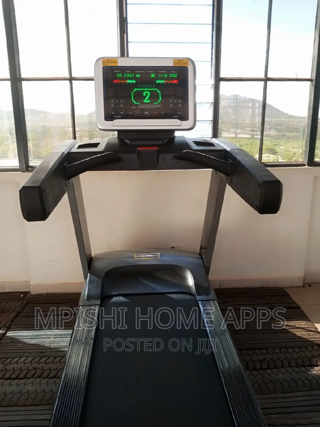 Heavy Commercial Treadmill (Body Strong)