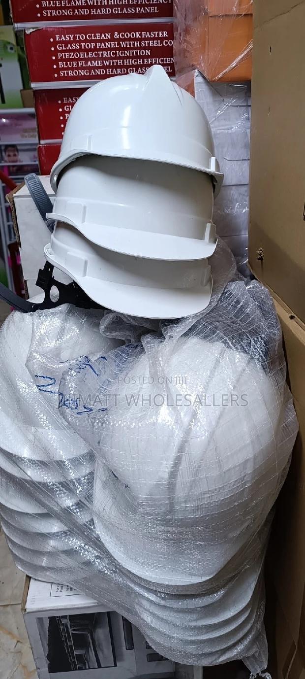 Safety Helmets//Helmet//Helmets Available