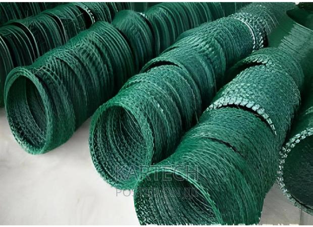 Green Razor Wire - thumbnail 3