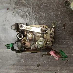 Door Mechanism Nissan E24/E27/Qd32/Urvan/Caravan Original