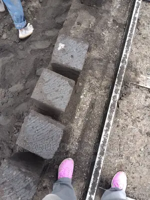 9x9 Stones Building Construction