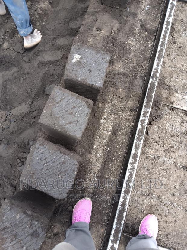 9x9 Stones Building Construction - thumbnail 2