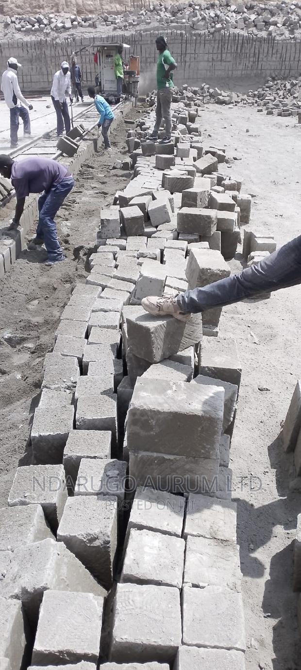 9x9 Stone 200 X 200 X 400 Stone - thumbnail 2