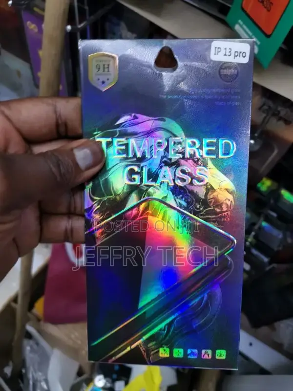 Apple iPhone 13 Pro Tempered Glass Screen Protector